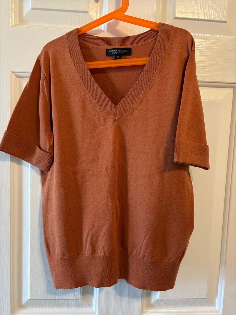 Banana Republic V-Neck Short Sleeve Sweater — Rust Brown
